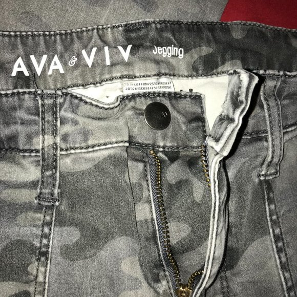 Camo Jean Leggings Sz 14 - Picture 4 of 4